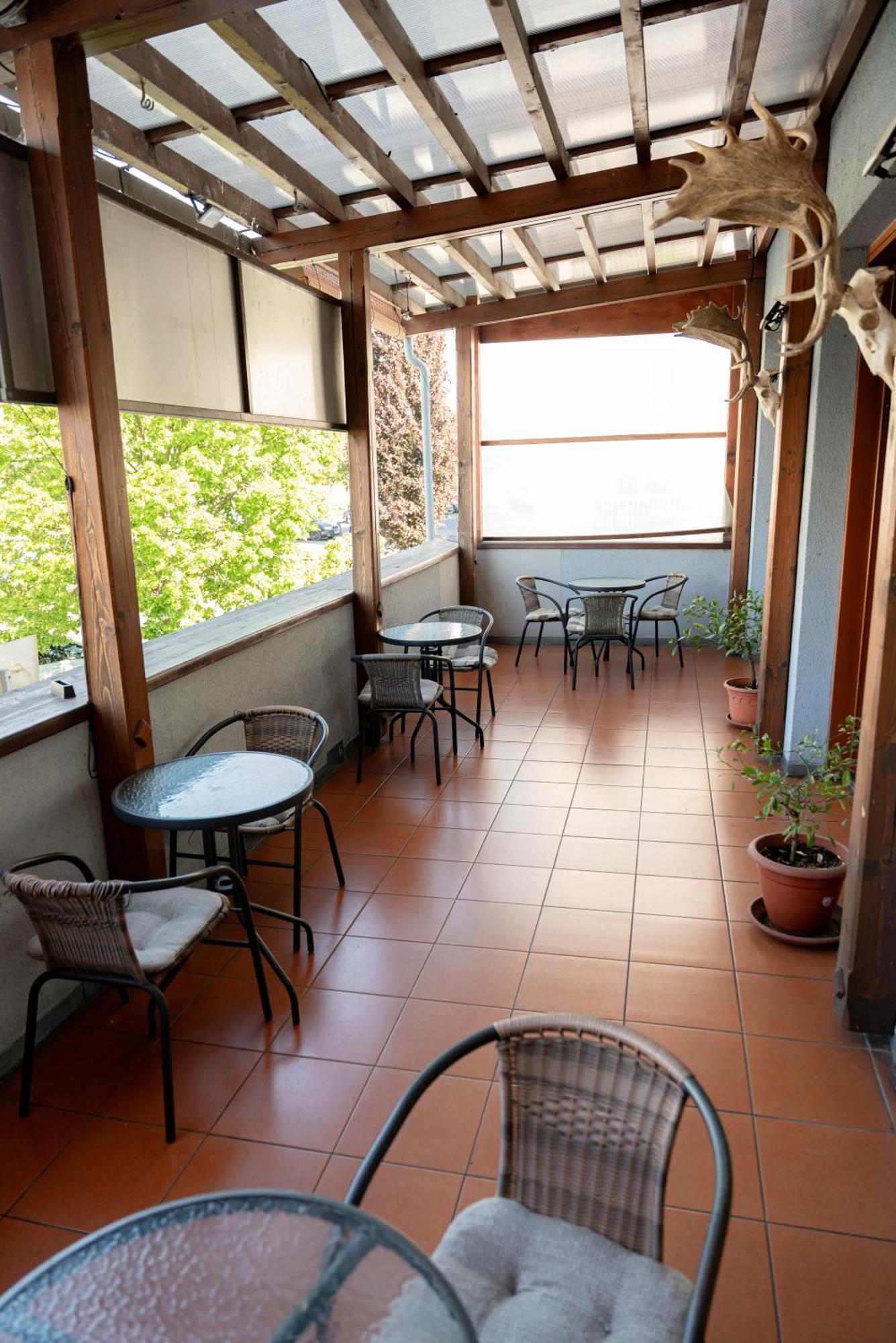 Hotel Cementar Hranice  Esterno foto