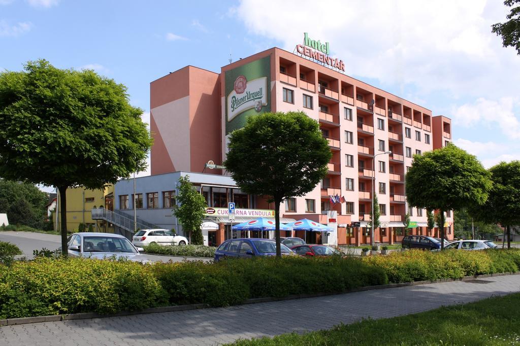 Hotel Cementar Hranice  Esterno foto