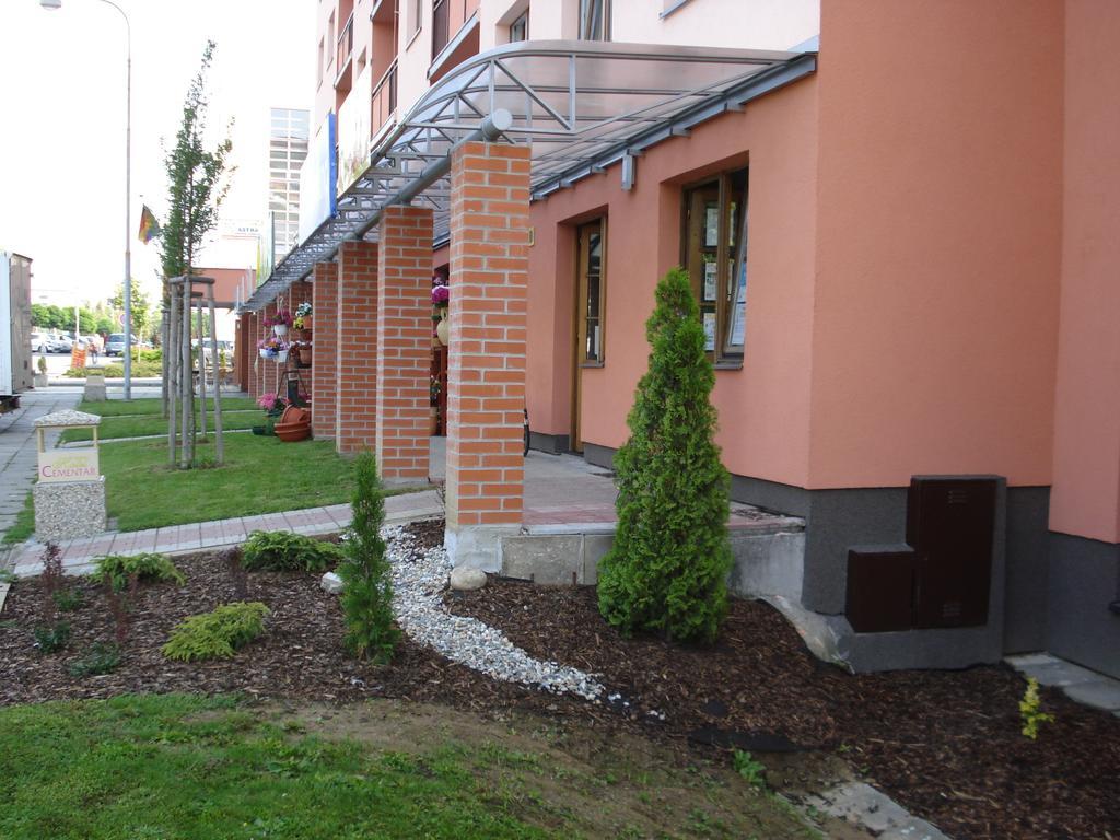 Hotel Cementar Hranice  Esterno foto